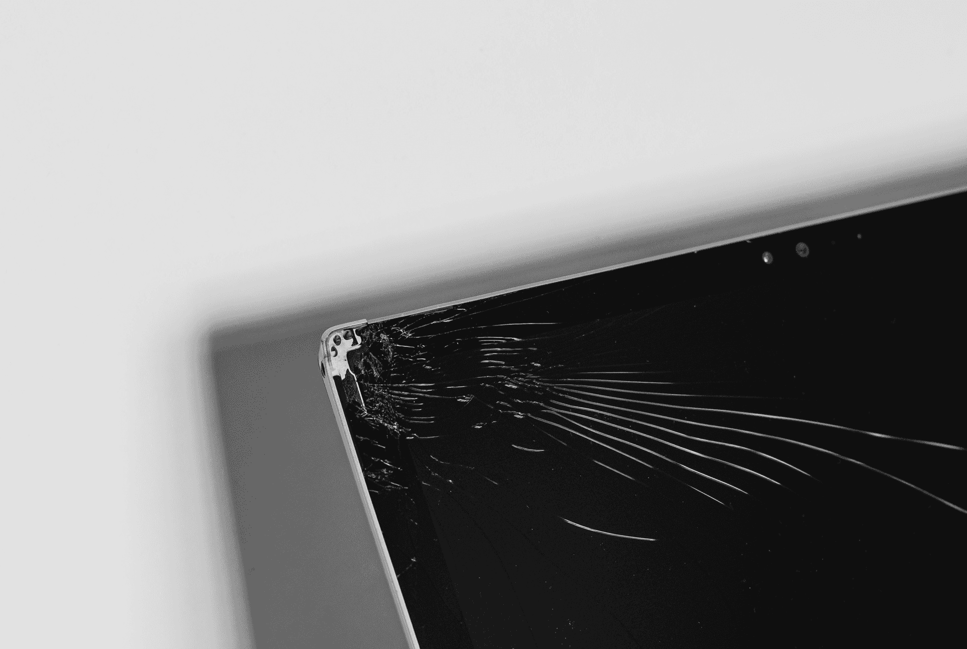 Computer Case Fracture MIND Lab